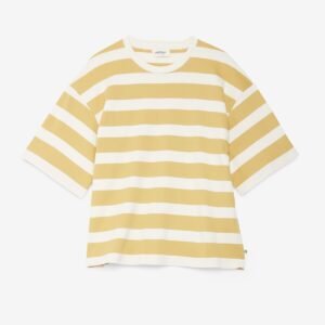 Short-sleeved T-shirt